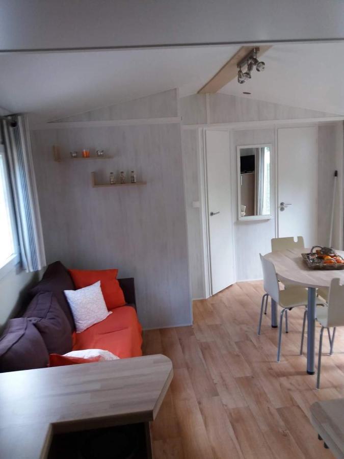 Luxueuze Stacaravan 4Pers Met Terras En Tuintje Bredene Eksteriør bilde