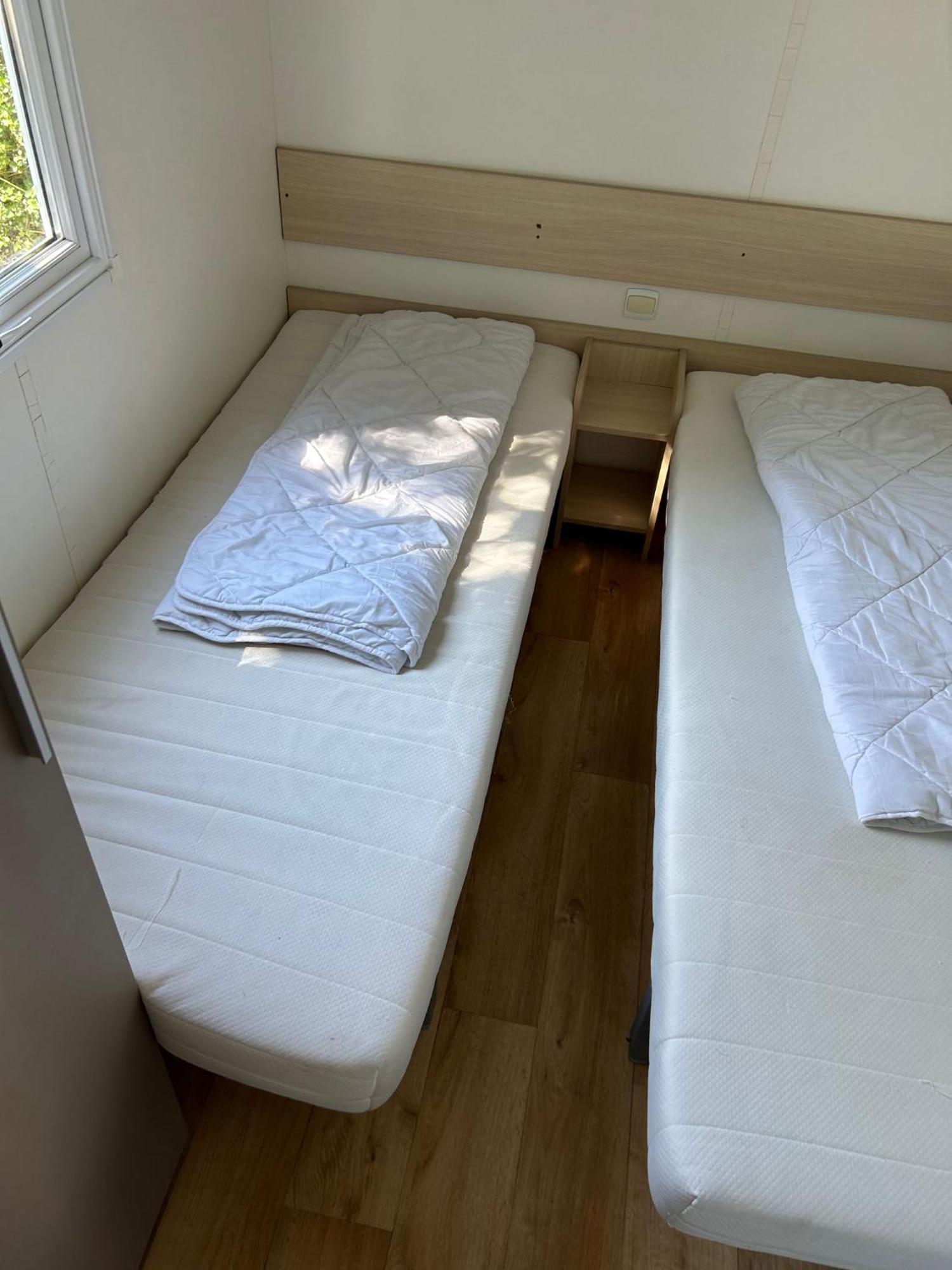 Luxueuze Stacaravan 4Pers Met Terras En Tuintje Bredene Eksteriør bilde