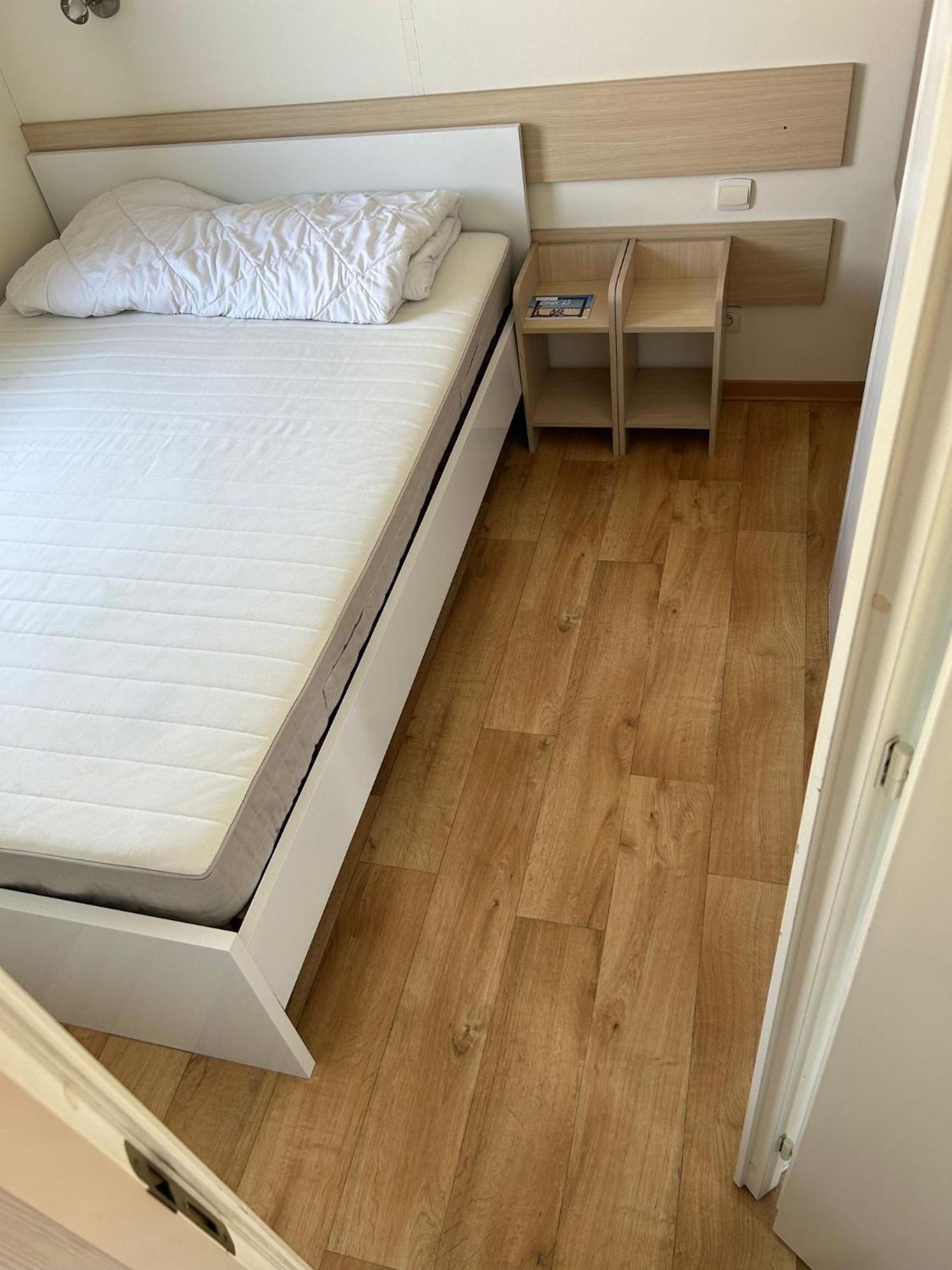 Luxueuze Stacaravan 4Pers Met Terras En Tuintje Bredene Eksteriør bilde